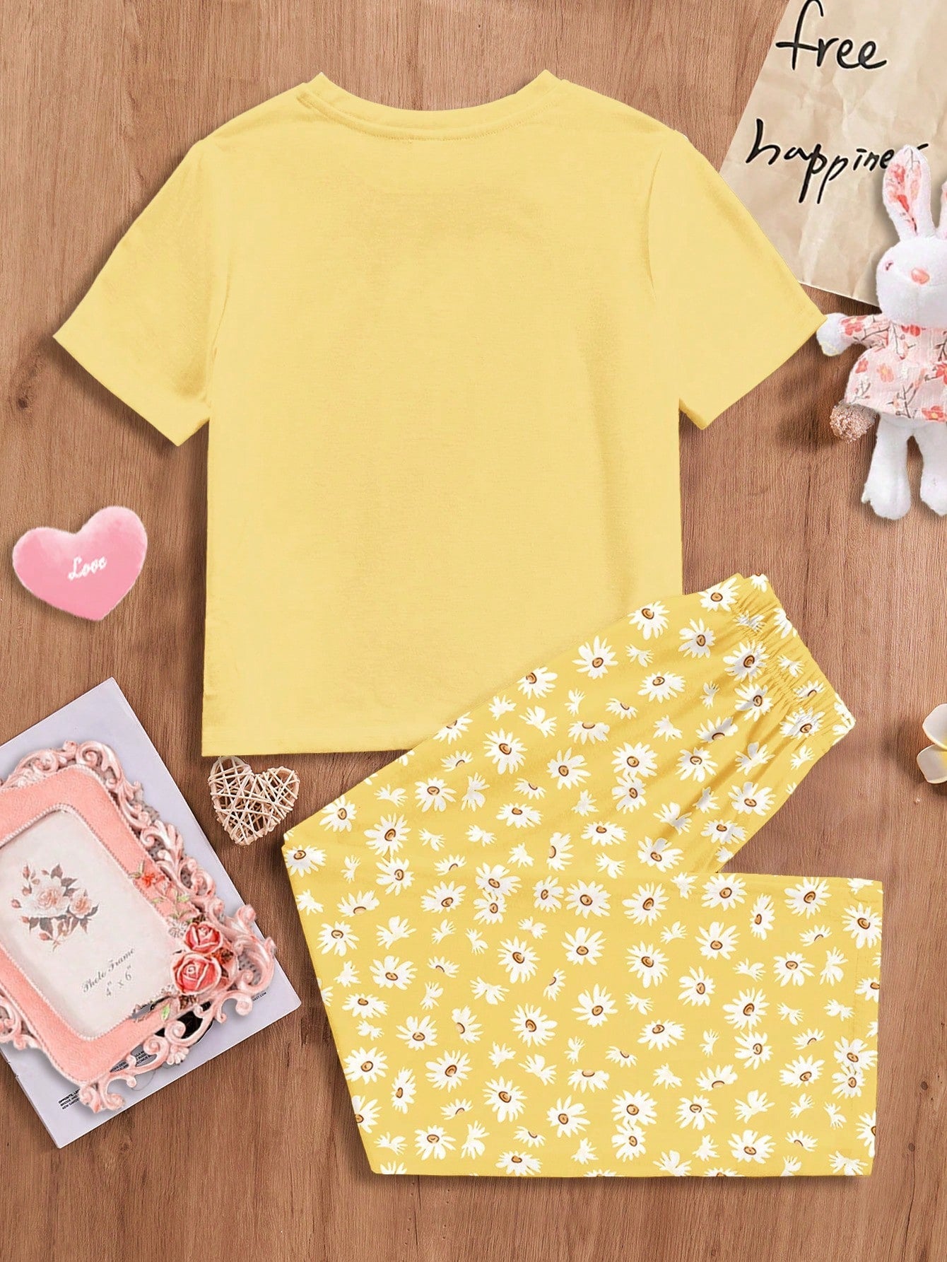 Sunflower Printed Half Sleeve Night Suit (7-14 Years)